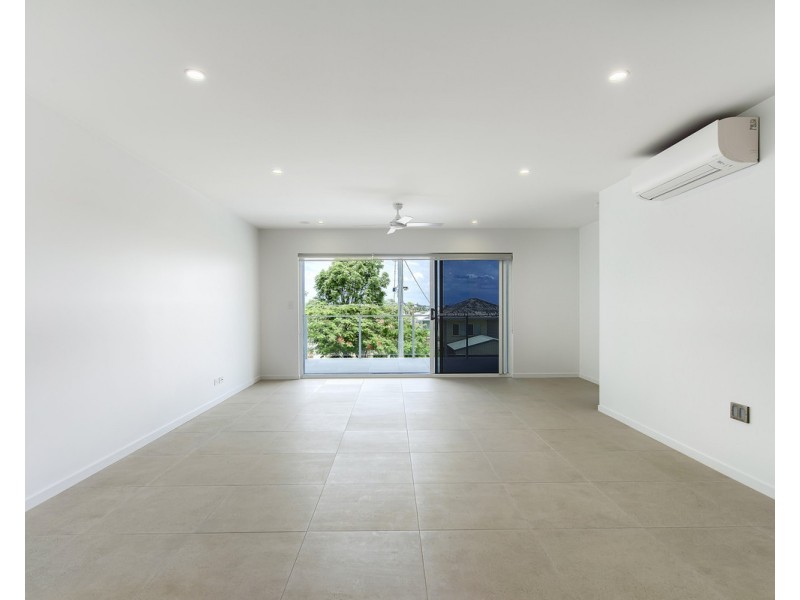 205/22 Arthur Street, Woody Point QLD 4019