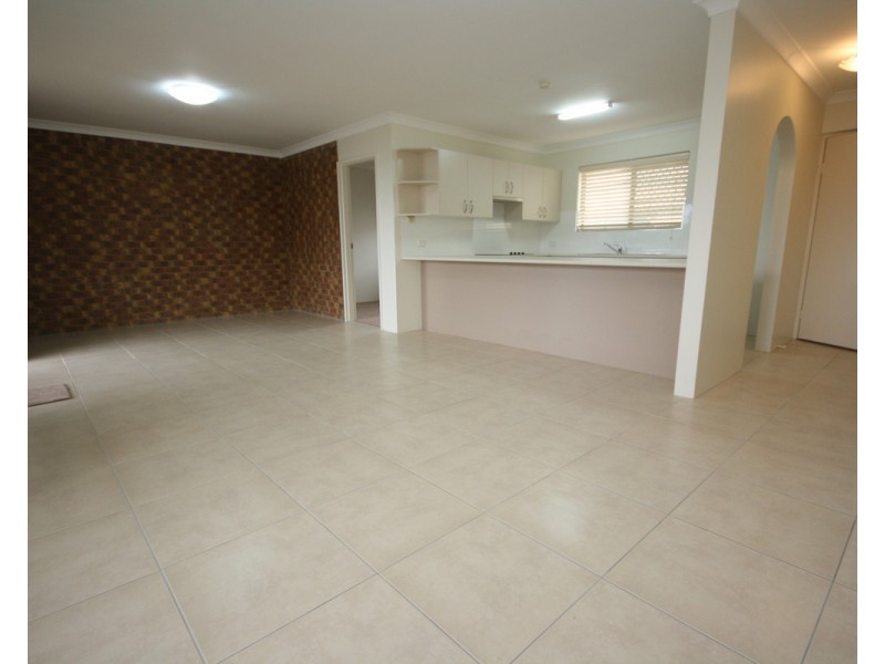 3/2 Osbourne Street, Scarborough QLD 4020