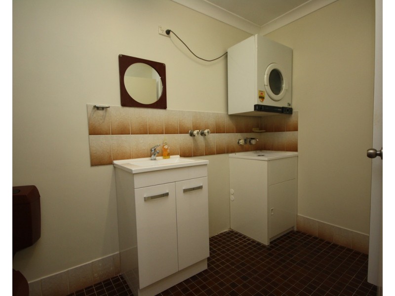 3/2 Osbourne Street, Scarborough QLD 4020
