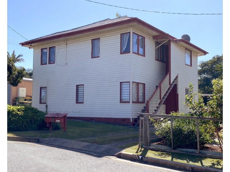 2/4 Cowen Street, Margate QLD 4019