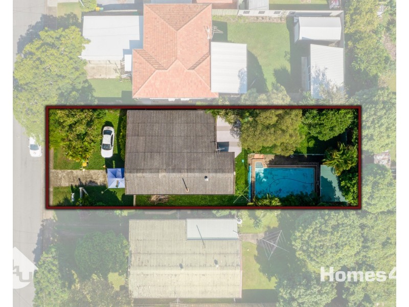 4 Mavor Street, Clontarf QLD 4019