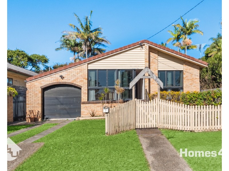 7 Highland Street, Redcliffe QLD 4020