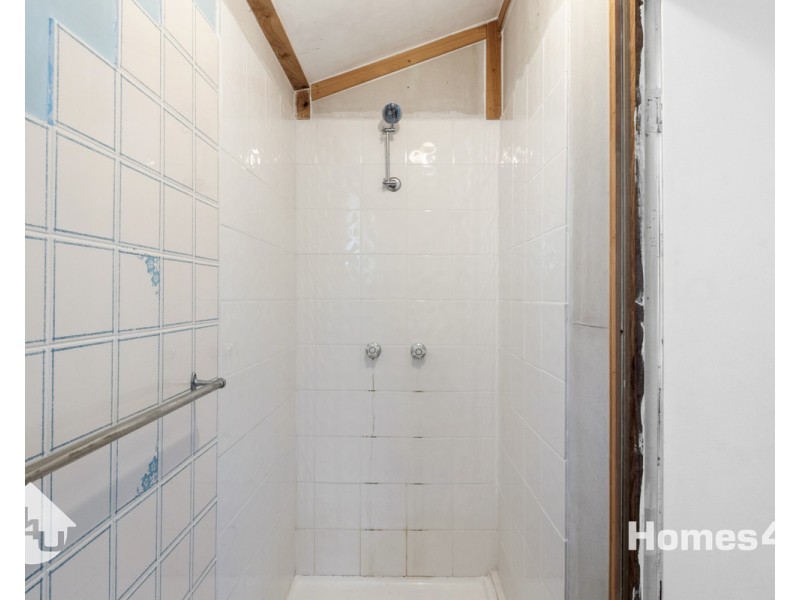 7 Highland Street, Redcliffe QLD 4020
