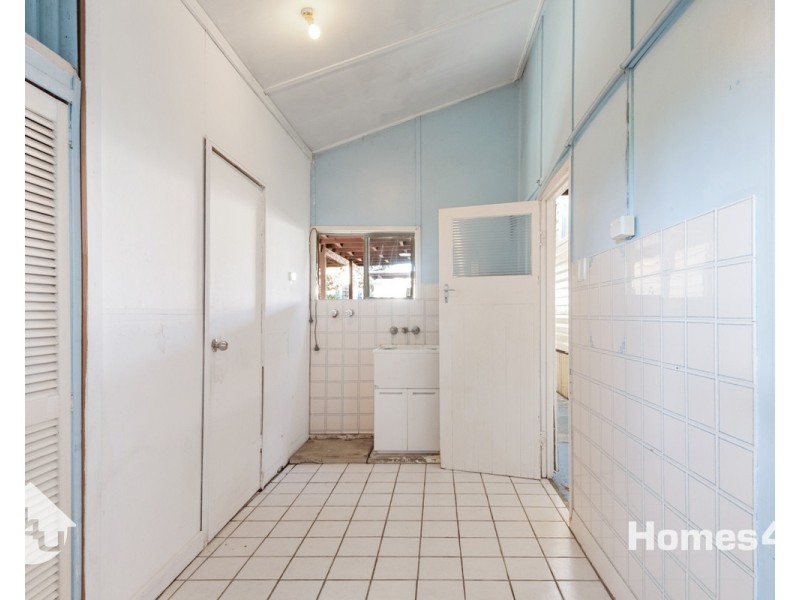 7 Highland Street, Redcliffe QLD 4020