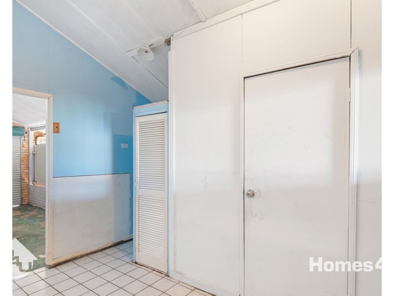 7 Highland Street, Redcliffe QLD 4020