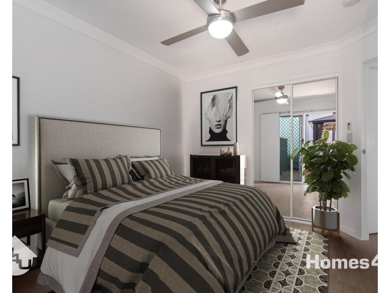 2/94-98 Prince Edward Parade, Redcliffe QLD 4020