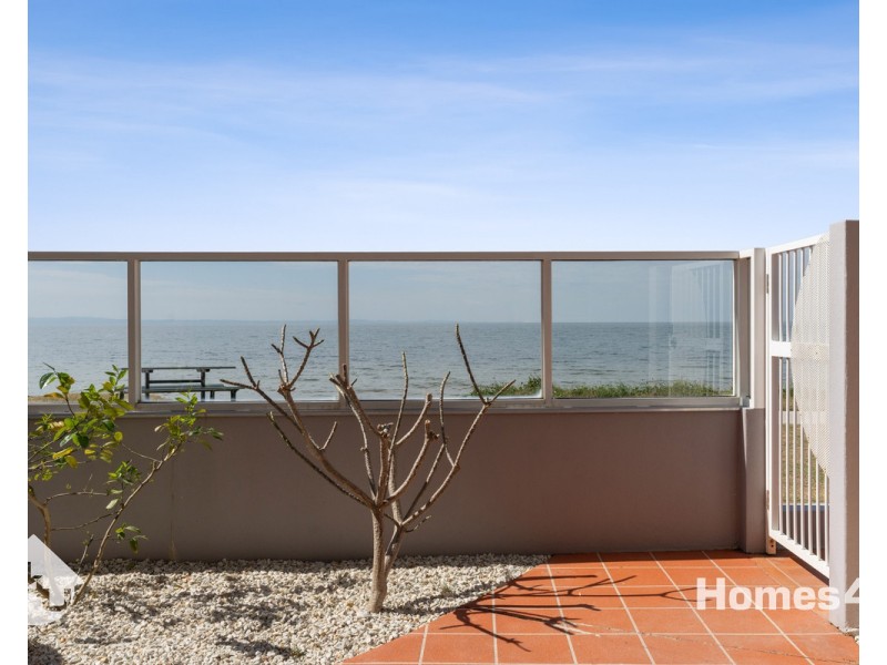2/94-98 Prince Edward Parade, Redcliffe QLD 4020