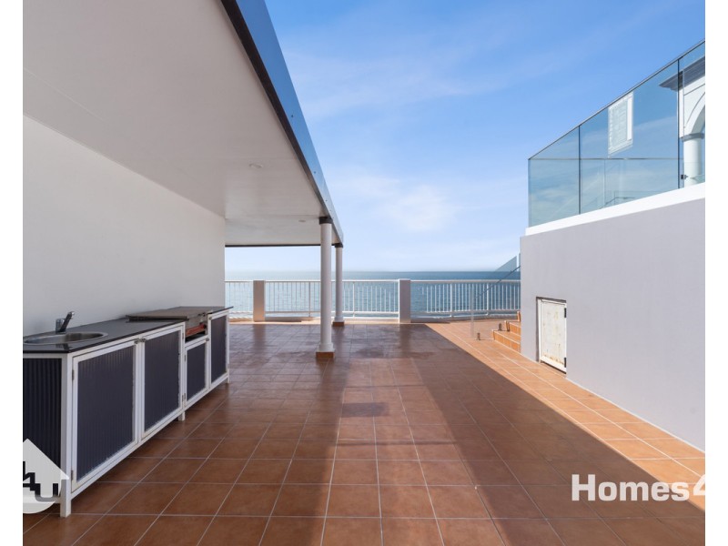 2/94-98 Prince Edward Parade, Redcliffe QLD 4020