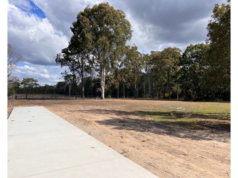13 Mcloughlin Road, Morayfield QLD 4506