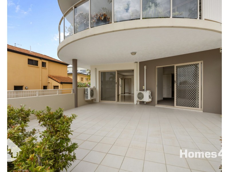 2/7 Annie Street, Woody Point QLD 4019