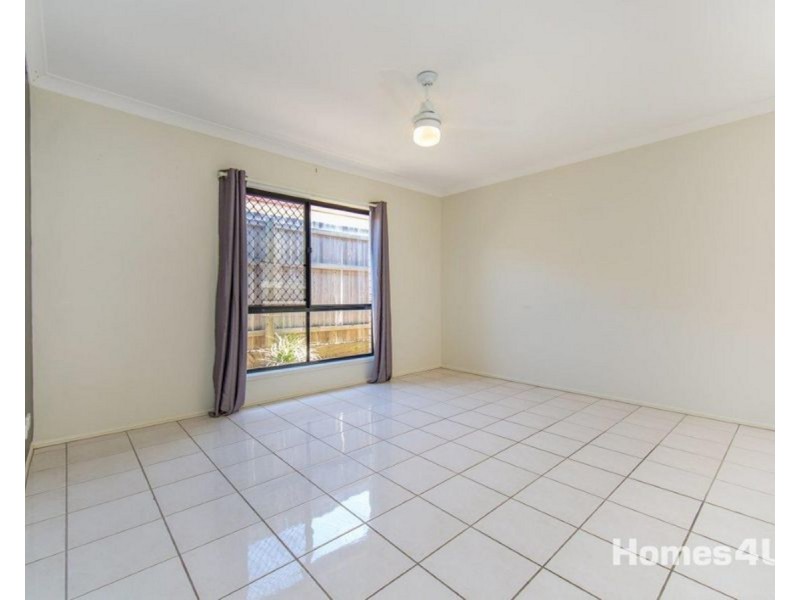 9 Dysart Street, Rothwell QLD 4022
