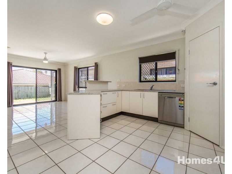 9 Dysart Street, Rothwell QLD 4022