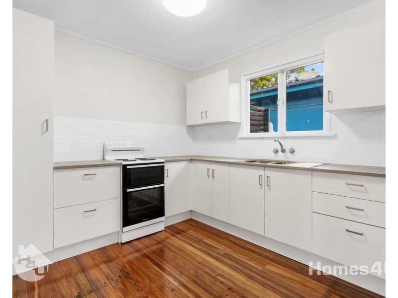 31 Davis Street, Redcliffe QLD 4020