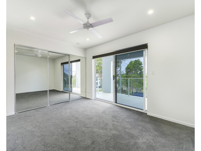 207/22 Arthur, Woody Point QLD 4019