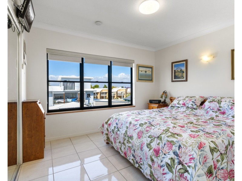 11/30 Gayundah Esplanande, Woody Point QLD 4019