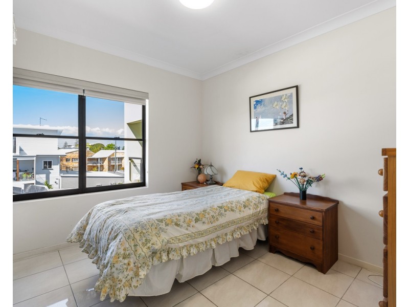 11/30 Gayundah Esplanande, Woody Point QLD 4019