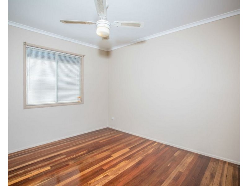 39 Gertrude Street, Redcliffe QLD 4020