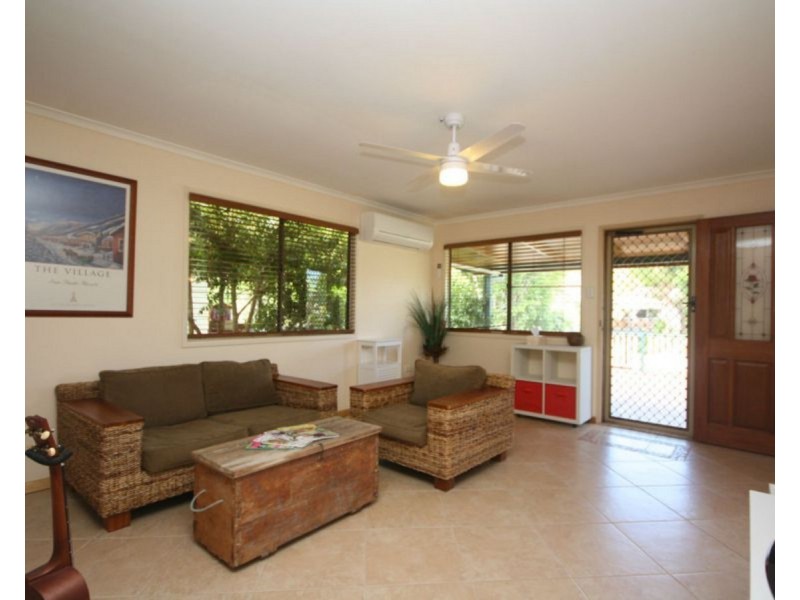 43 Gertrude Street, Redcliffe QLD 4020
