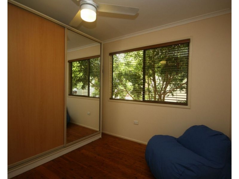 43 Gertrude Street, Redcliffe QLD 4020