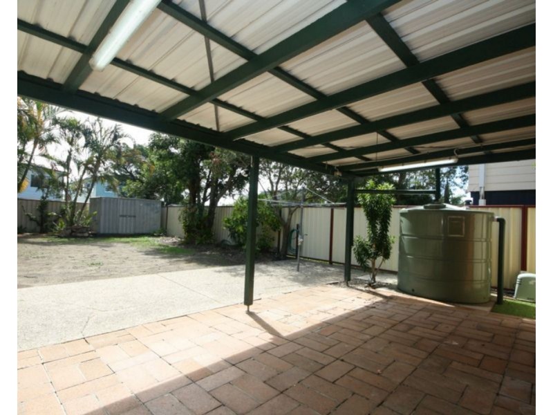 43 Gertrude Street, Redcliffe QLD 4020