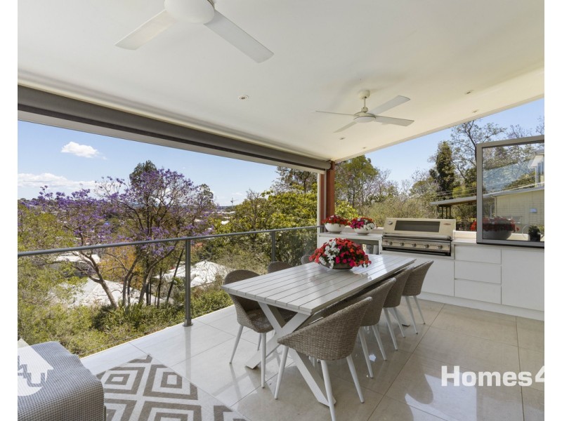 38 Lansdowne Street, Newmarket QLD 4051