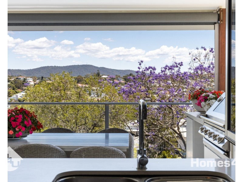 38 Lansdowne Street, Newmarket QLD 4051