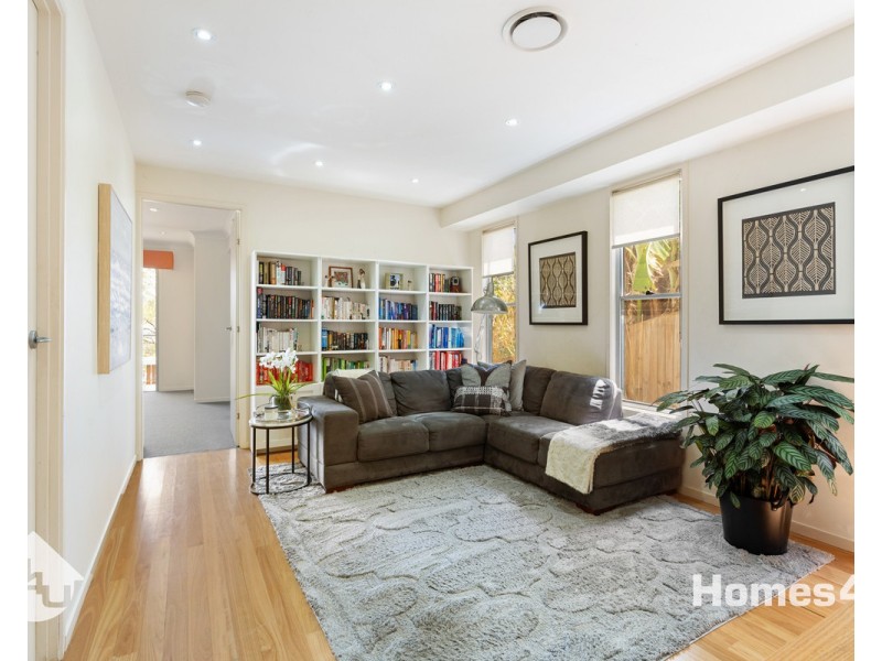 38 Lansdowne Street, Newmarket QLD 4051