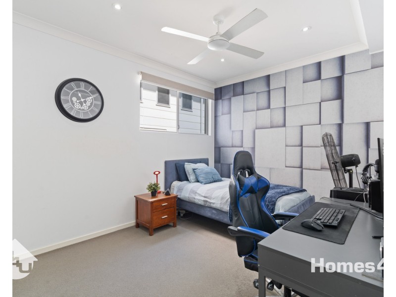 38 Lansdowne Street, Newmarket QLD 4051