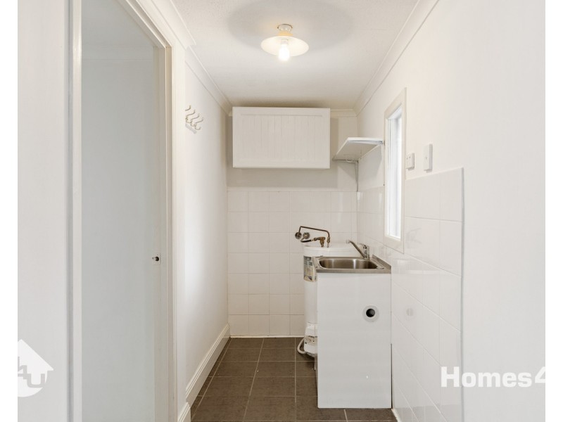 2/35 Knights Terrace, Margate QLD 4019