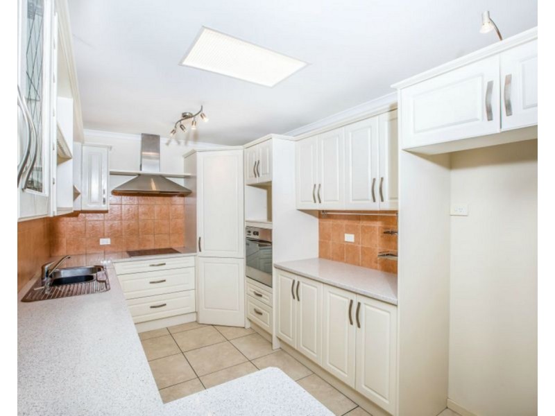 8 Sandman Court, Deception Bay QLD 4508