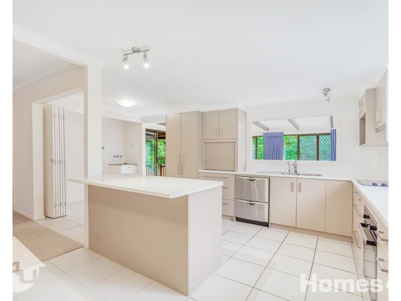 26 Bank Street, Margate QLD 4019