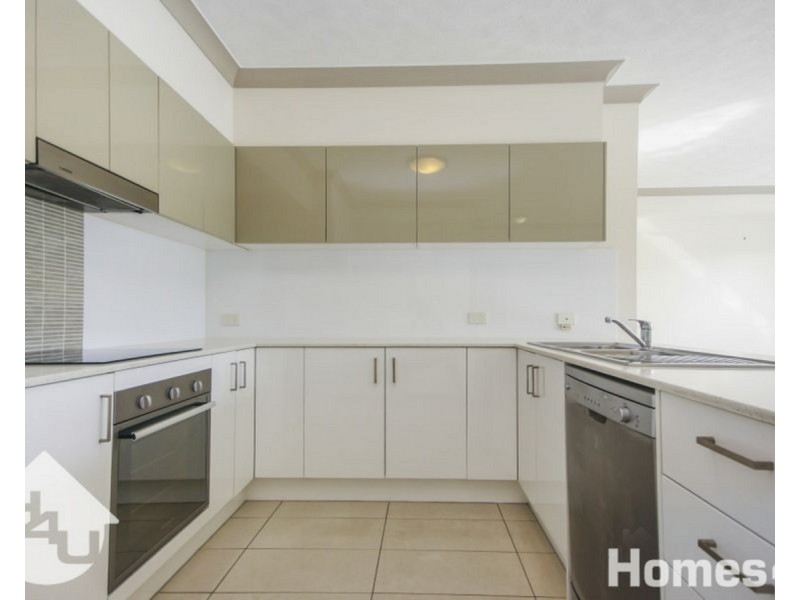 Unit 4/7 Sutton Street, Redcliffe QLD 4020