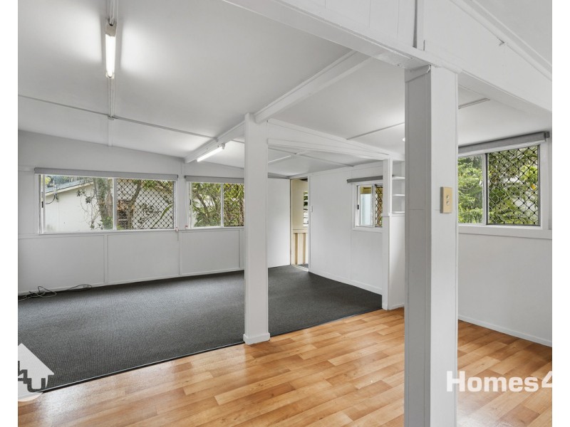 456 Oxley Avenue, Redcliffe QLD 4020