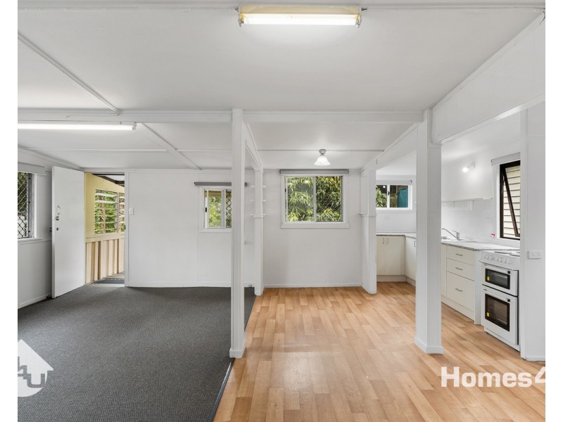 456 Oxley Avenue, Redcliffe QLD 4020