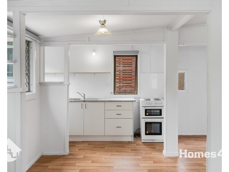 456 Oxley Avenue, Redcliffe QLD 4020