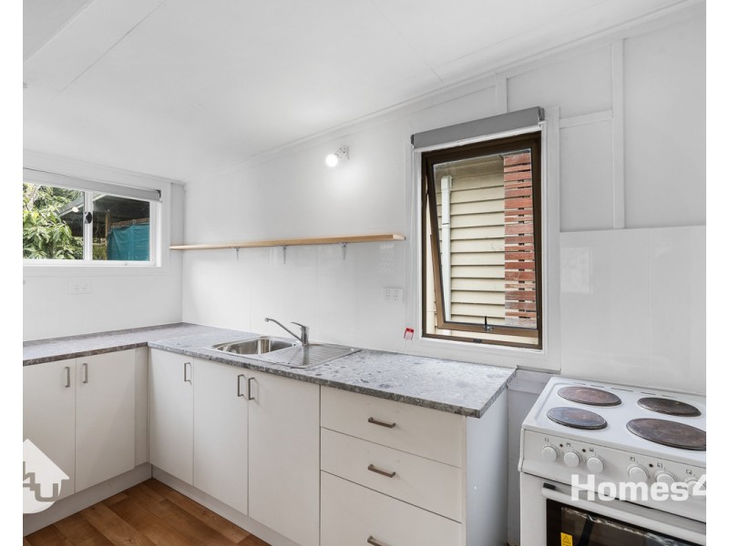 456 Oxley Avenue, Redcliffe QLD 4020