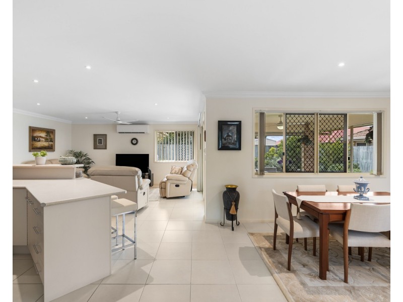 39 Allister Crescent, Rothwell QLD 4022