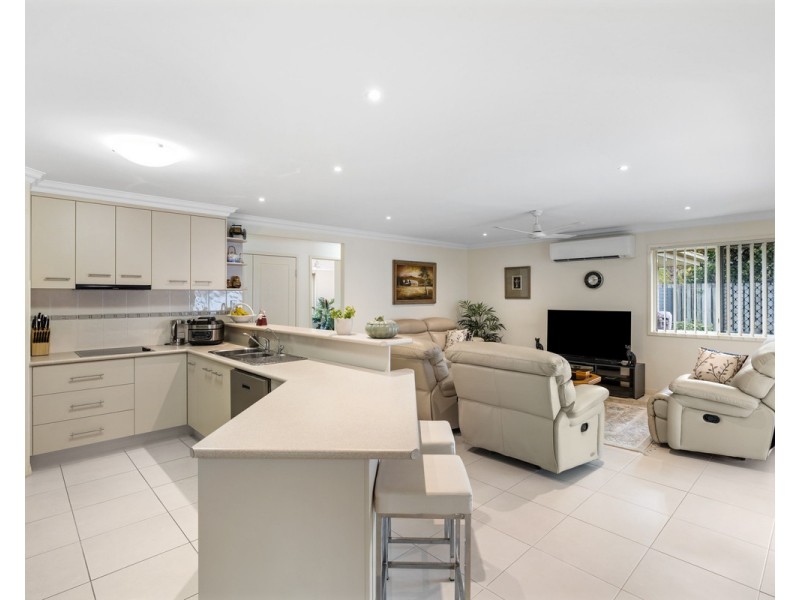 39 Allister Crescent, Rothwell QLD 4022