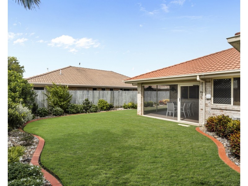 39 Allister Crescent, Rothwell QLD 4022