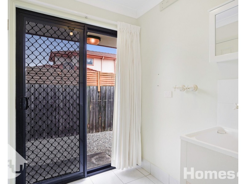 9 Dobell Street, Rothwell QLD 4022