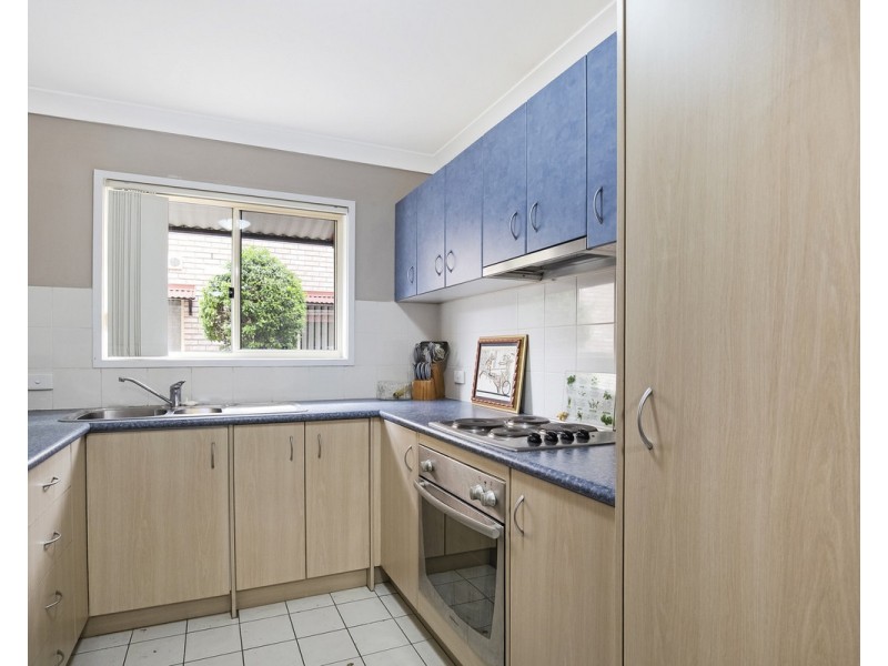 2/64 Fleet Drive, Kippa-ring QLD 4021