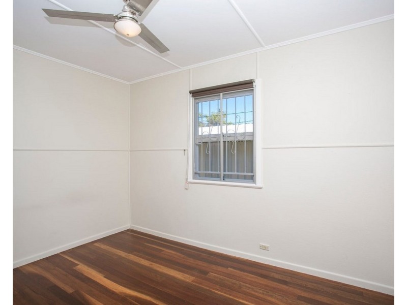 322 Scarborough Road, Scarborough QLD 4020