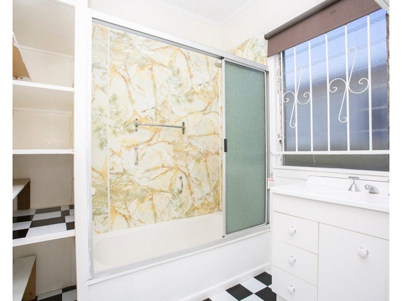 322 Scarborough Road, Scarborough QLD 4020