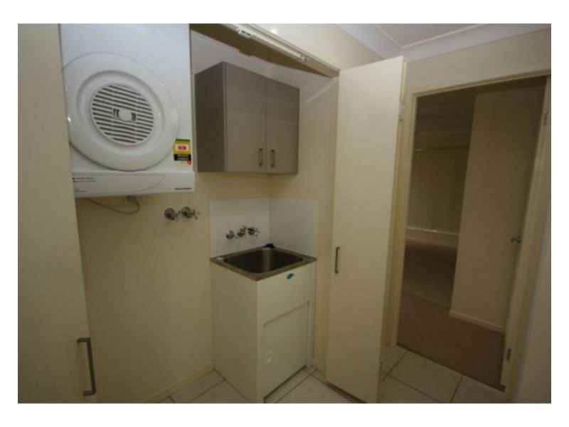 Unit 2/15 Lane Street, Clontarf QLD 4019