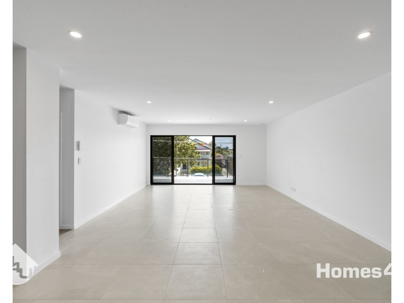 174-176 Mein Street, Scarborough QLD 4020