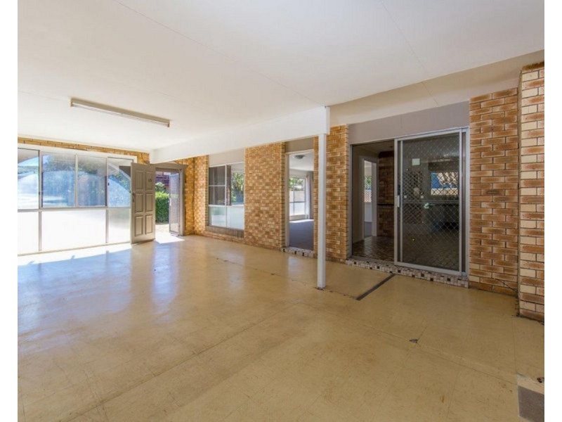 15 Paris Street, Kallangur QLD 4503