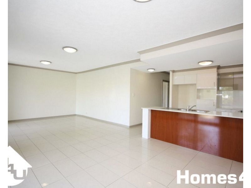 2/7 Sutton Street, Redcliffe QLD 4020