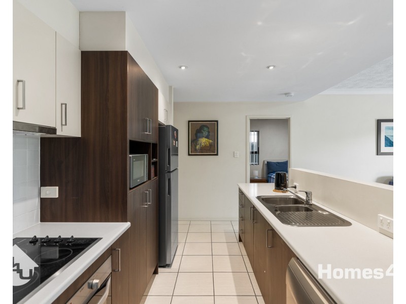 5/33 Humpybong Esplanade, Redcliffe QLD 4020