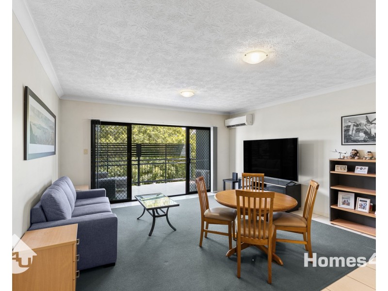 5/33 Humpybong Esplanade, Redcliffe QLD 4020