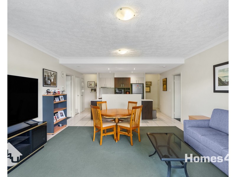 5/33 Humpybong Esplanade, Redcliffe QLD 4020